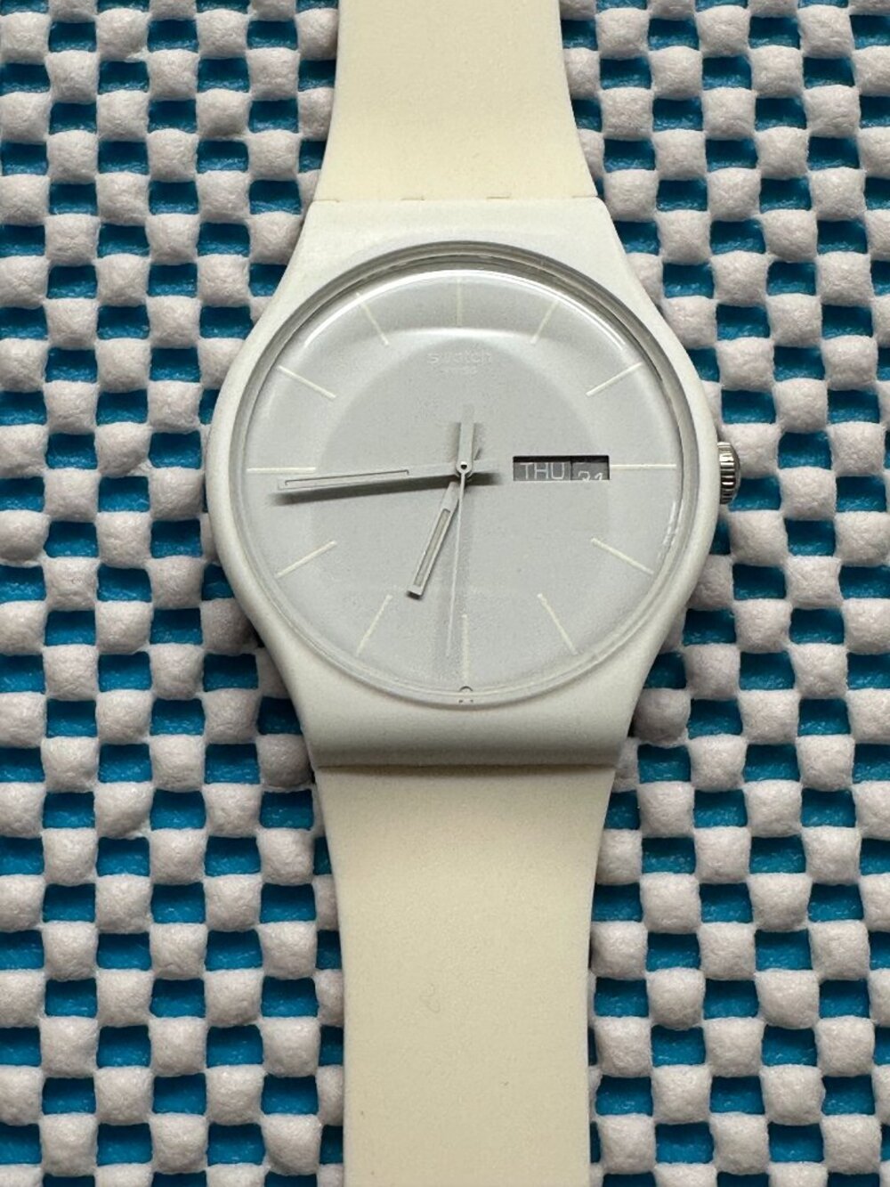 Swatch Watch White Rebel SUOW701 Classic 2014